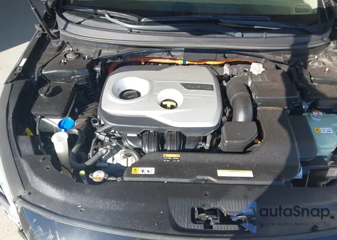 2016 Hyundai Sonata Hybrid Limited from USA, damaged, VIN KMHE34L1XGA028316